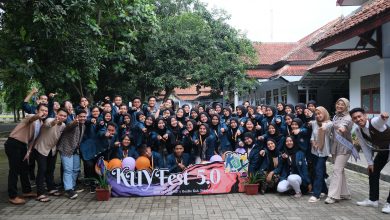 Kompas UNDIP dan Genre Kabupaten Pekalongan Ramaikan Puncak Kuy Fest 5.0